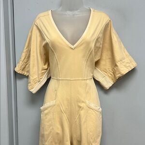 BiBi Neutral V-Neck Short Sleeve Wide-Leg Jumpsuit – Size Small